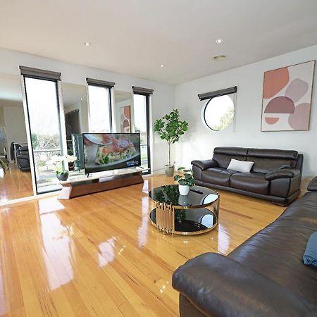 Luxury 7Brm Entire House Lakeview Blackswans Wifi Bbq Resort Point Cook Eksteriør bilde