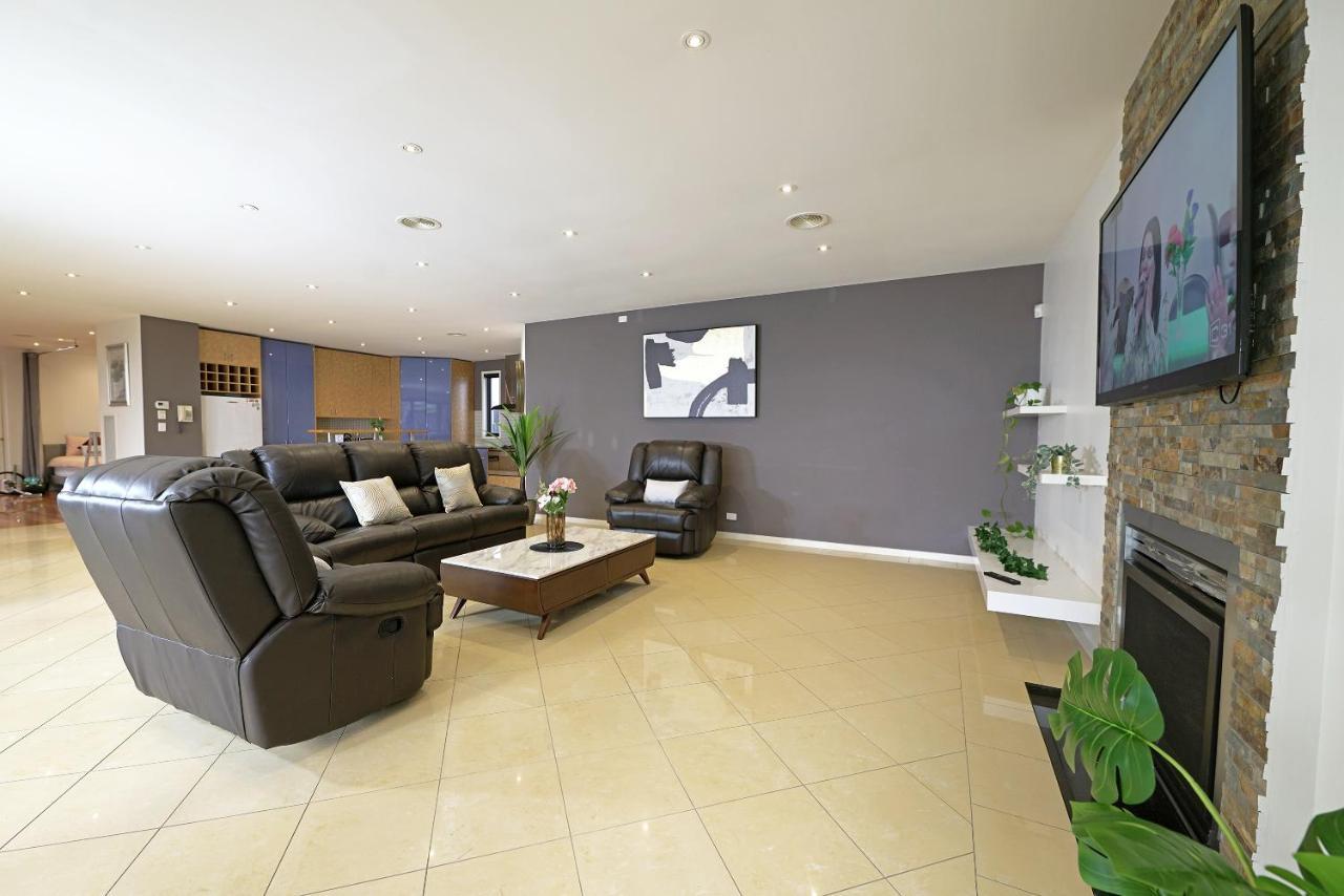 Luxury 7Brm Entire House Lakeview Blackswans Wifi Bbq Resort Point Cook Eksteriør bilde