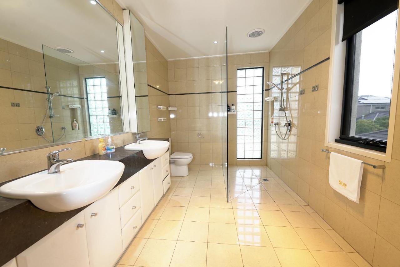 Luxury 7Brm Entire House Lakeview Blackswans Wifi Bbq Resort Point Cook Eksteriør bilde