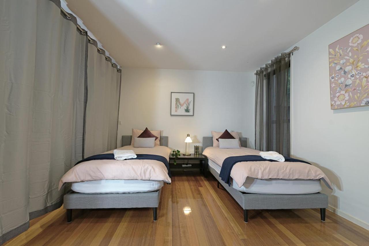 Luxury 7Brm Entire House Lakeview Blackswans Wifi Bbq Resort Point Cook Eksteriør bilde